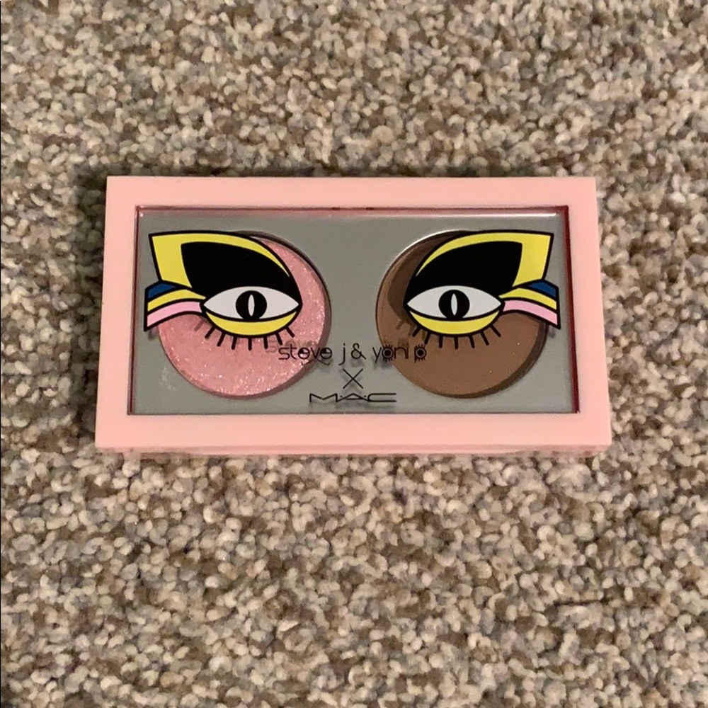 Mac Steve j & yoni p Eyeshadow duo LE